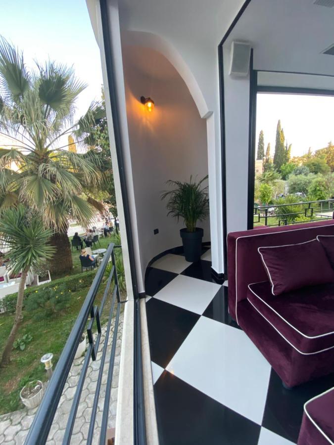 Garden Boutique Hotel إلباسان المظهر الخارجي الصورة