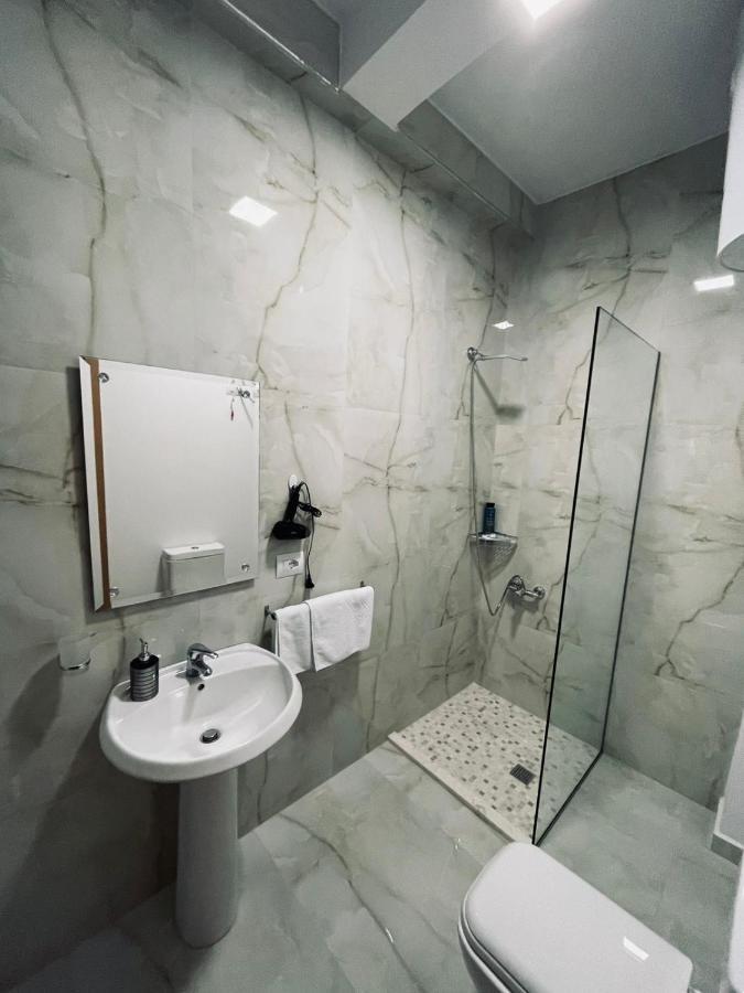 Garden Boutique Hotel إلباسان المظهر الخارجي الصورة
