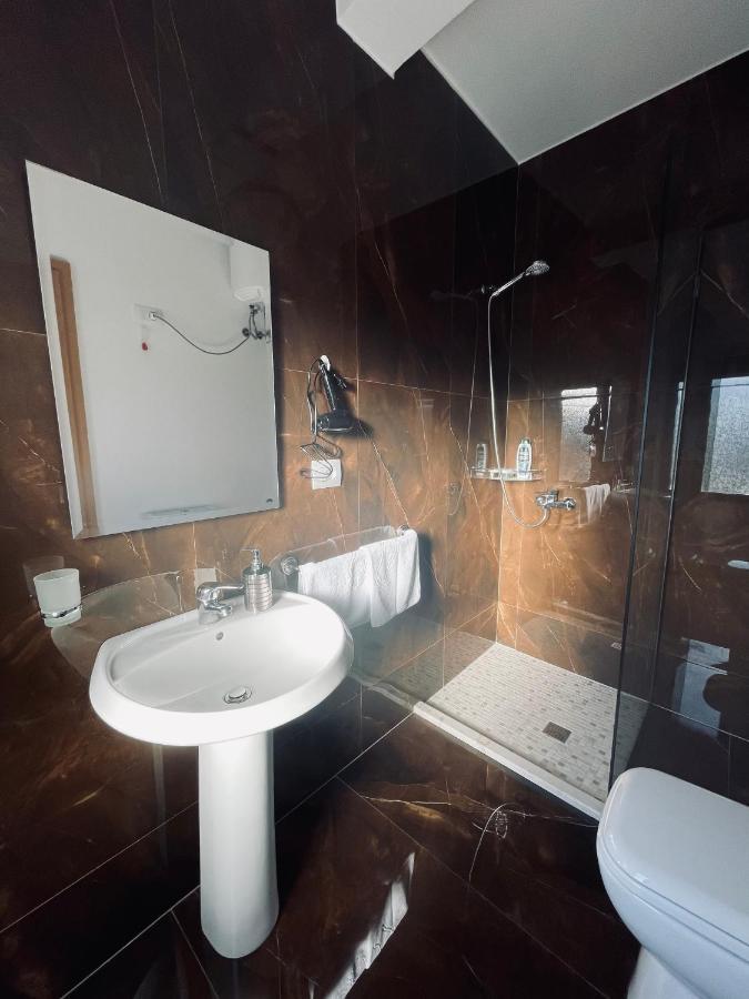 Garden Boutique Hotel إلباسان المظهر الخارجي الصورة