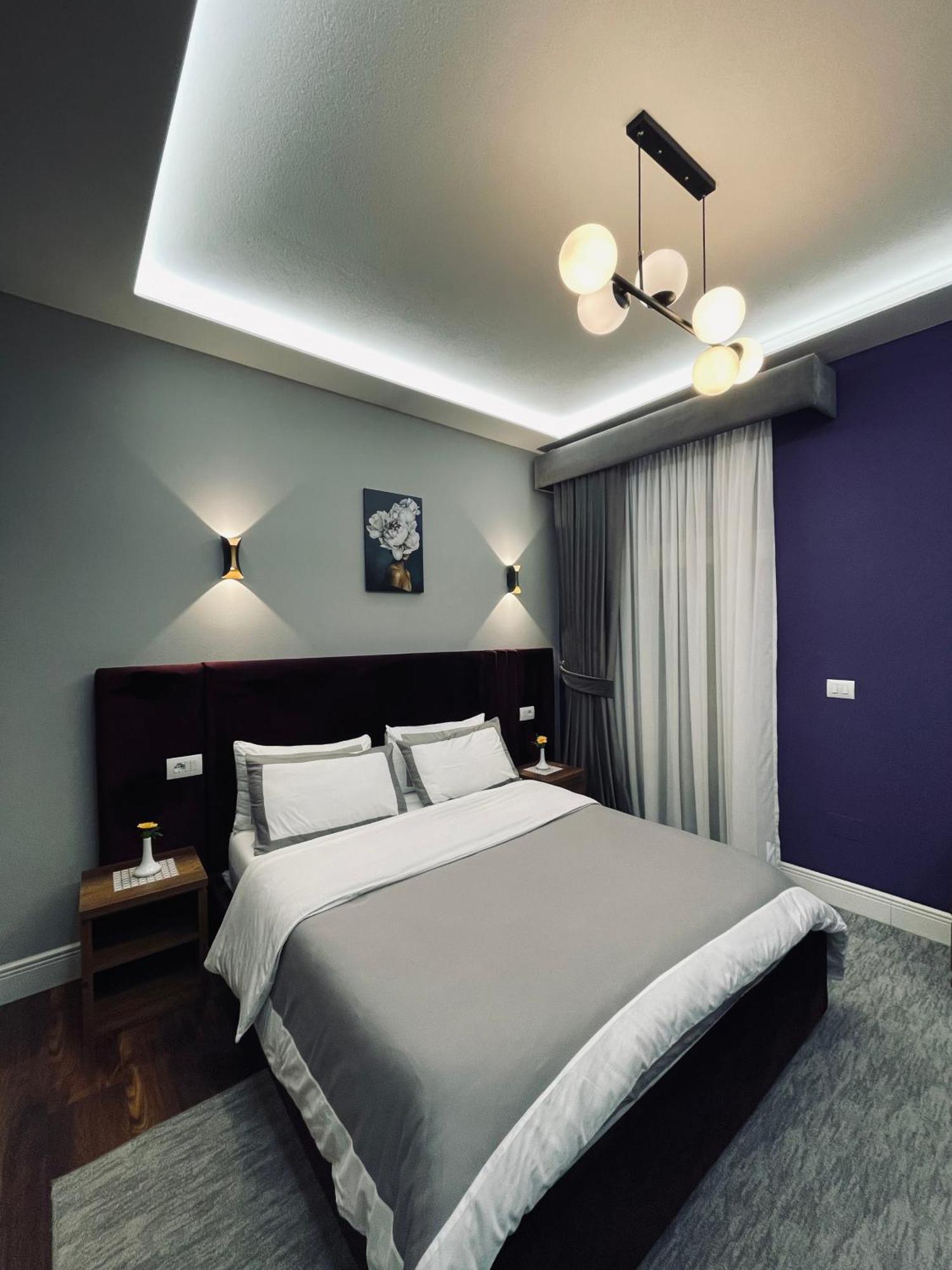 Garden Boutique Hotel إلباسان المظهر الخارجي الصورة