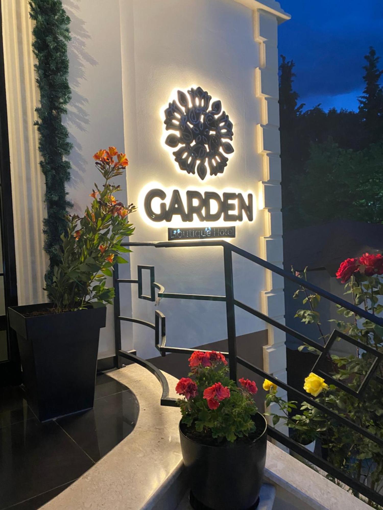 Garden Boutique Hotel إلباسان المظهر الخارجي الصورة